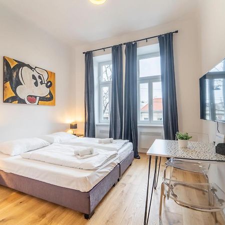 Josef'S Home I Mickey Mouse Apartment Vienna Esterno foto