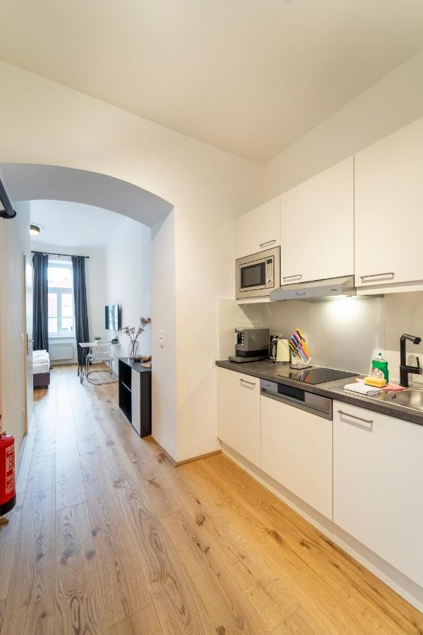 Josef'S Home I Mickey Mouse Apartment Vienna Esterno foto
